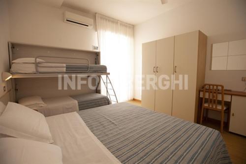 Hotel Azzurro Cattolica Zewnętrze zdjęcie