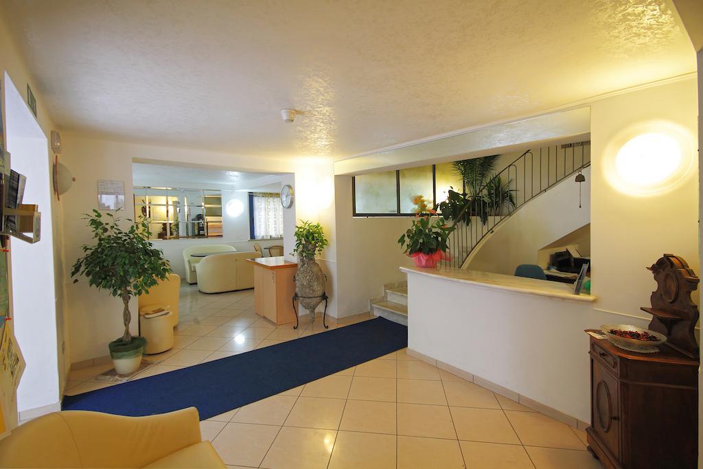 Hotel Azzurro Cattolica Zewnętrze zdjęcie